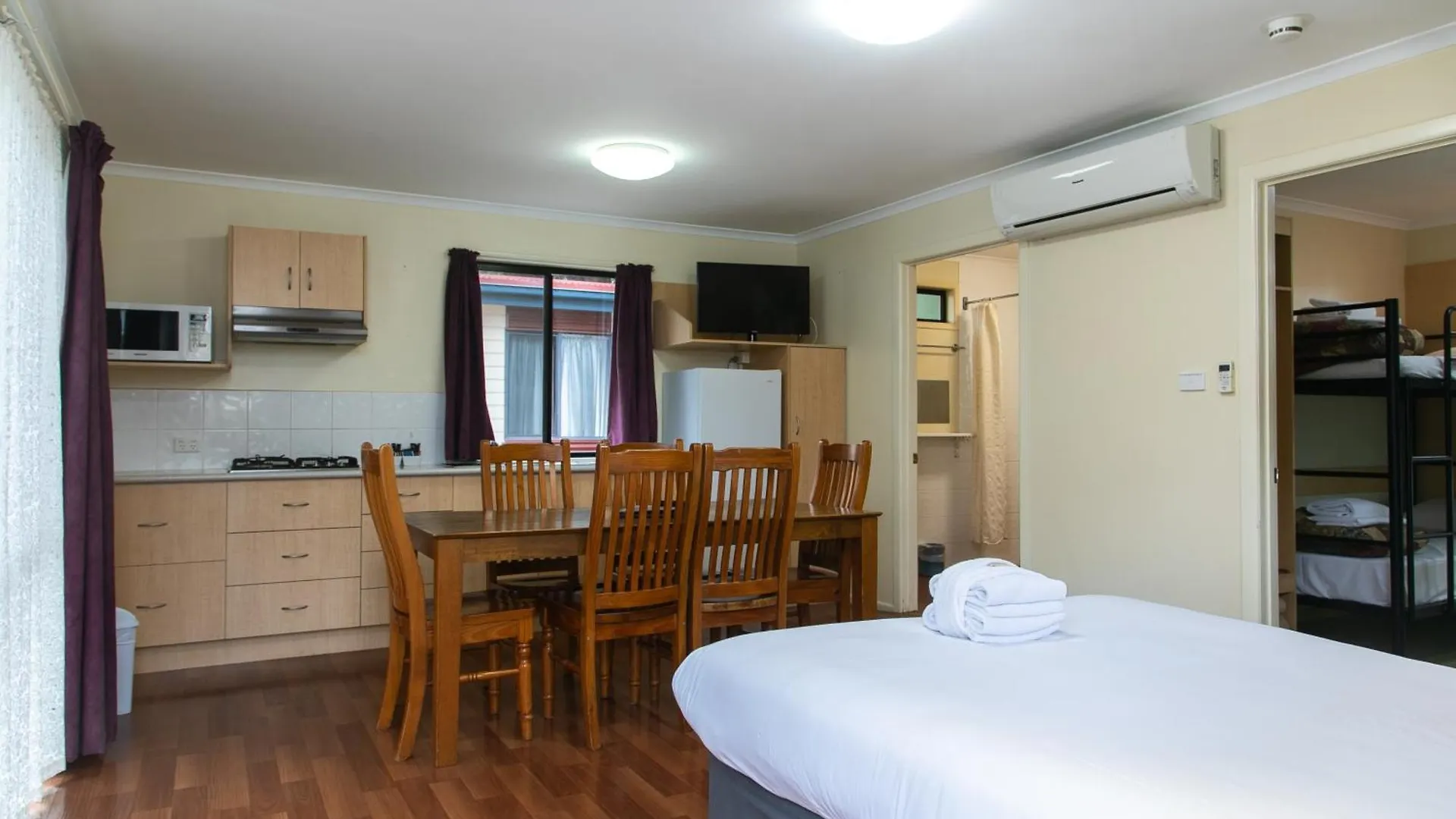 Big4 Toowoomba Garden City Holiday Park 4*,