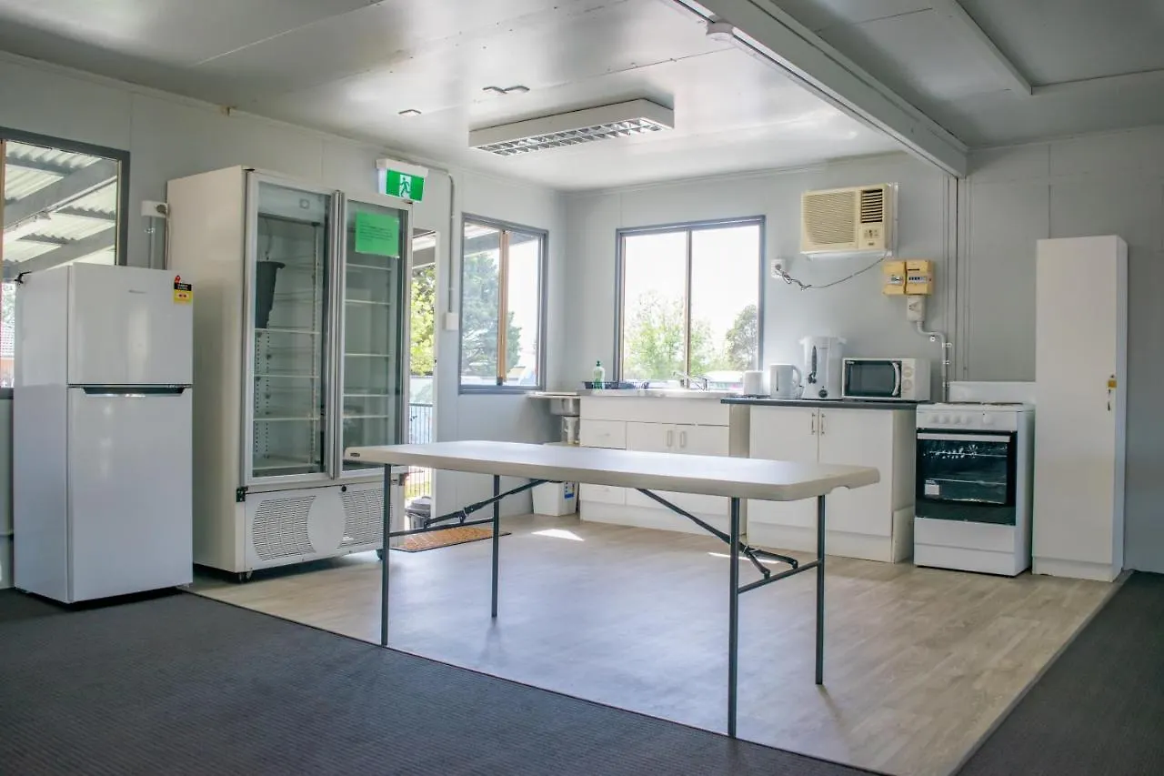 Big4 Toowoomba Garden City Holiday Park 4*,